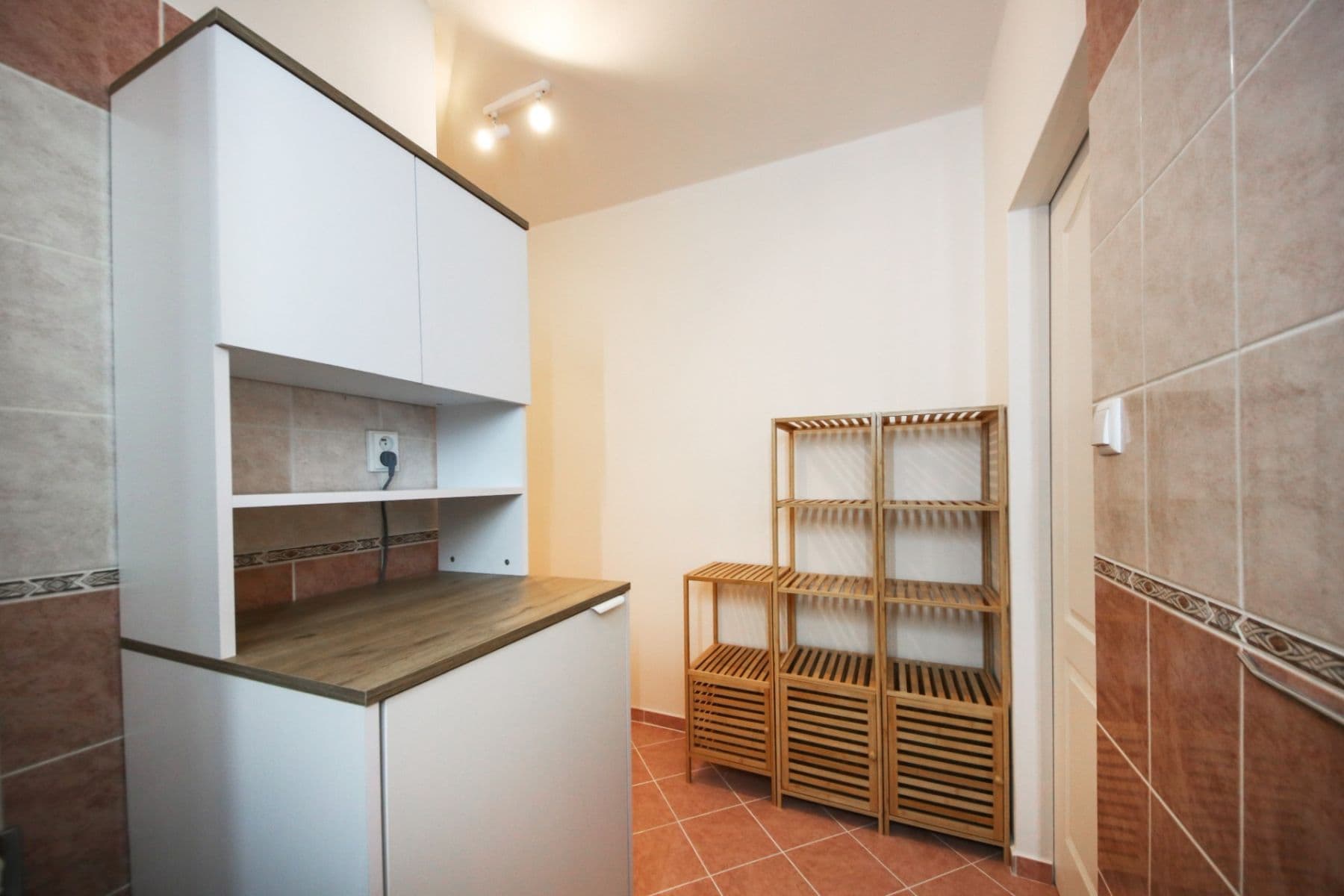 Prenájom bytu 3-izbový 56 m², Pujmanové, Praha, Praha Prenájom bytu 3-izbový 56 m², Pujmanové, Praha, Praha