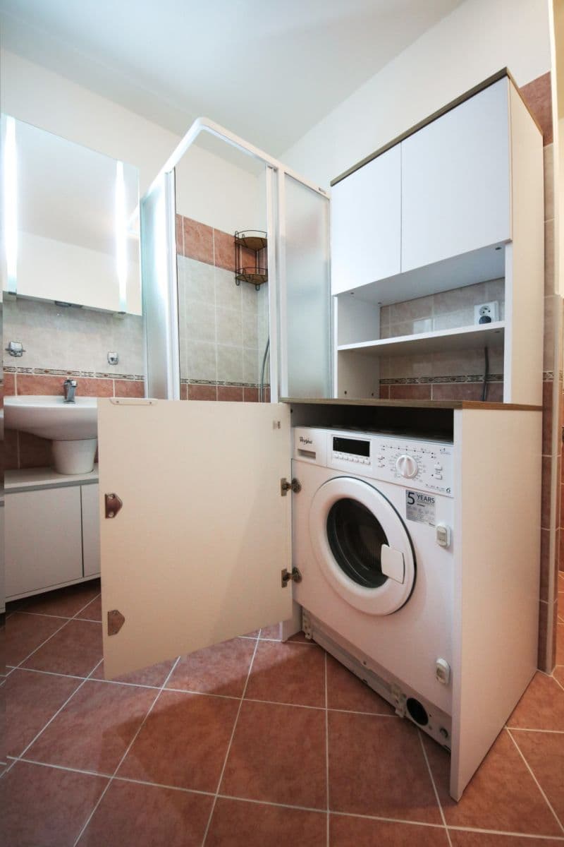 Prenájom bytu 3-izbový 56 m², Pujmanové, Praha, Praha Prenájom bytu 3-izbový 56 m², Pujmanové, Praha, Praha