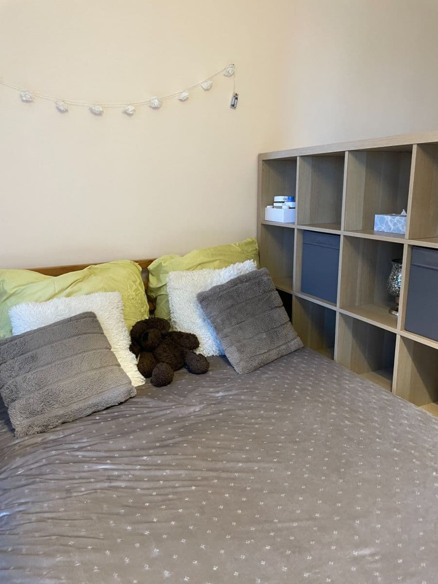 Prenájom bytu 1-izbový 33 m², Škrábkových, Praha, Praha Prenájom bytu 1-izbový 33 m², Škrábkových, Praha, Praha