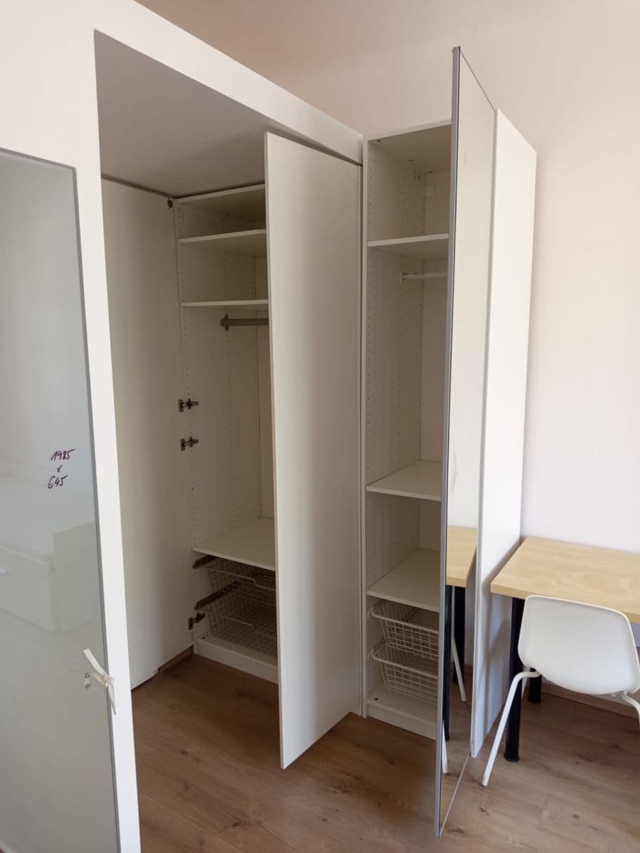 Prenájom bytu 1-izbový 22 m², Záběhlická, Praha, Praha Prenájom bytu 1-izbový 22 m², Záběhlická, Praha, Praha