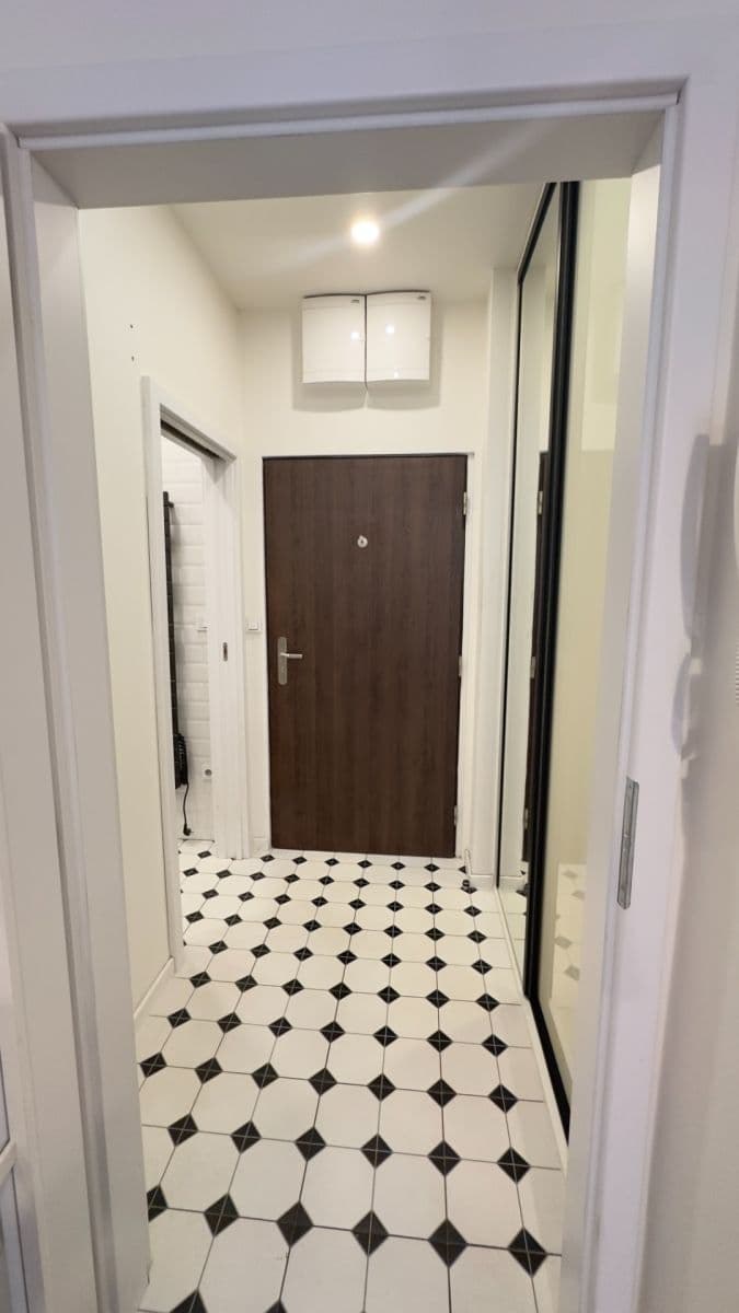 Predaj bytu 2-izbový 40 m², Pod Vilami, Praha, Praha Predaj bytu 2-izbový 40 m², Pod Vilami, Praha, Praha