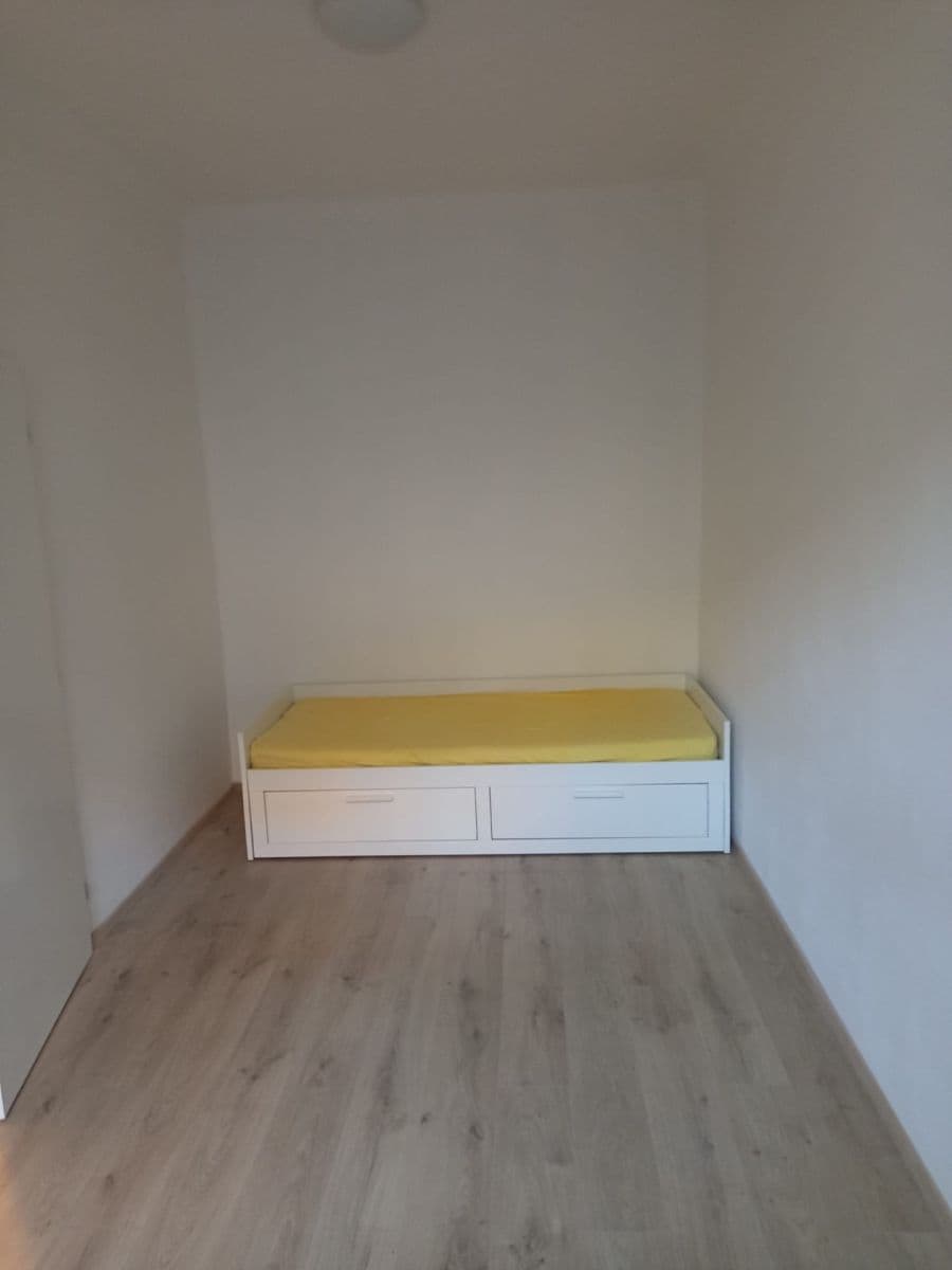 Prenájom bytu 1-izbový 22 m², Jičínská, Praha, Praha Prenájom bytu 1-izbový 22 m², Jičínská, Praha, Praha