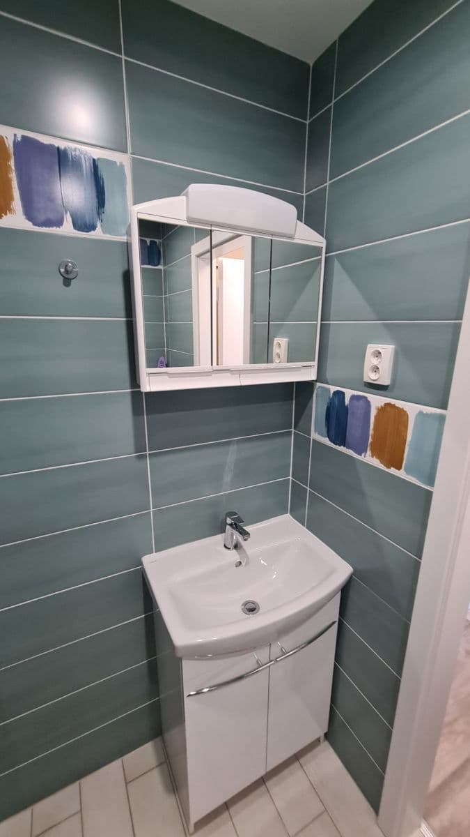 Prenájom bytu 1-izbový 25 m², Italská, Kladno, Středočeský kraj Prenájom bytu 1-izbový 25 m², Italská, Kladno, Středočeský kraj