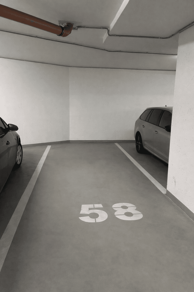 Prenájom bytu 3-izbový 80 m², Sazovická, Praha, Praha Prenájom bytu 3-izbový 80 m², Sazovická, Praha, Praha