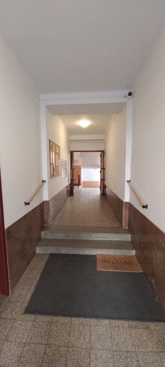 Prenájom bytu 2-izbový 73 m², Na Hlídce, Praha, Praha Prenájom bytu 2-izbový 73 m², Na Hlídce, Praha, Praha