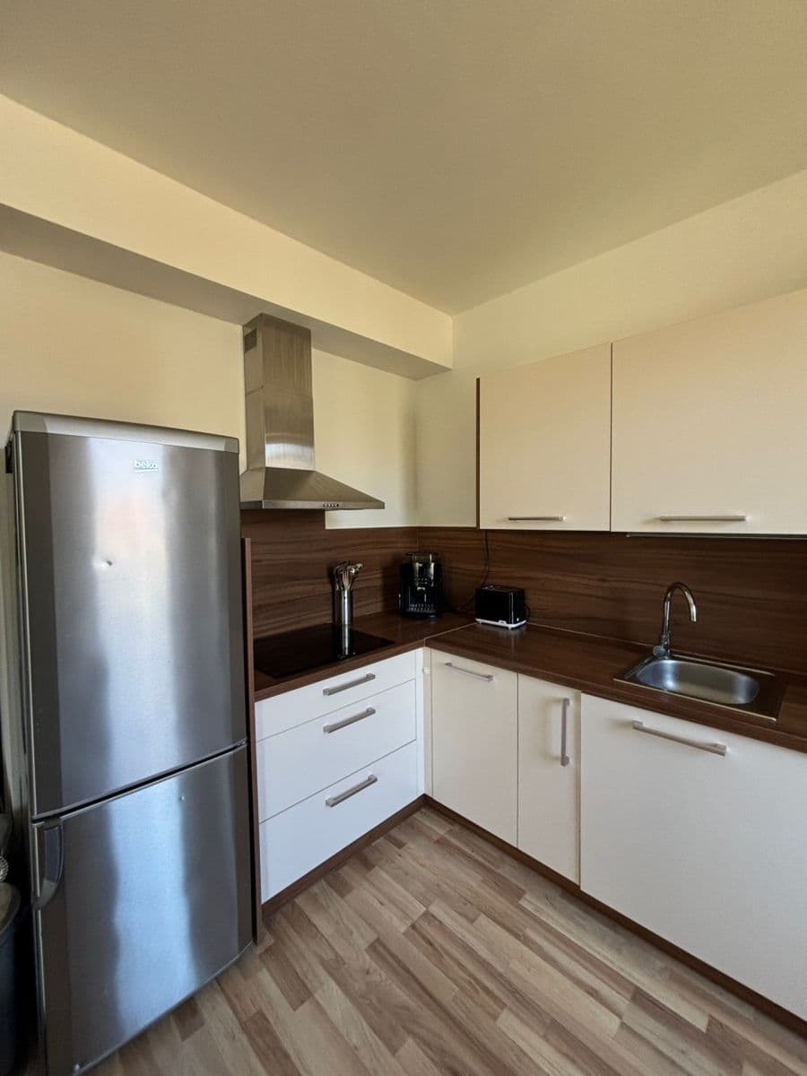 Prenájom bytu 2-izbový 59 m², Hálův statek, Praha, Praha Prenájom bytu 2-izbový 59 m², Hálův statek, Praha, Praha