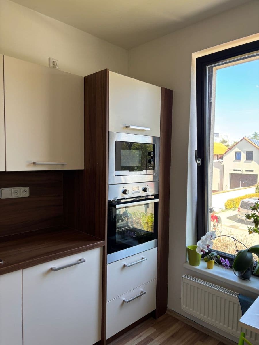 Prenájom bytu 2-izbový 59 m², Hálův statek, Praha, Praha Prenájom bytu 2-izbový 59 m², Hálův statek, Praha, Praha