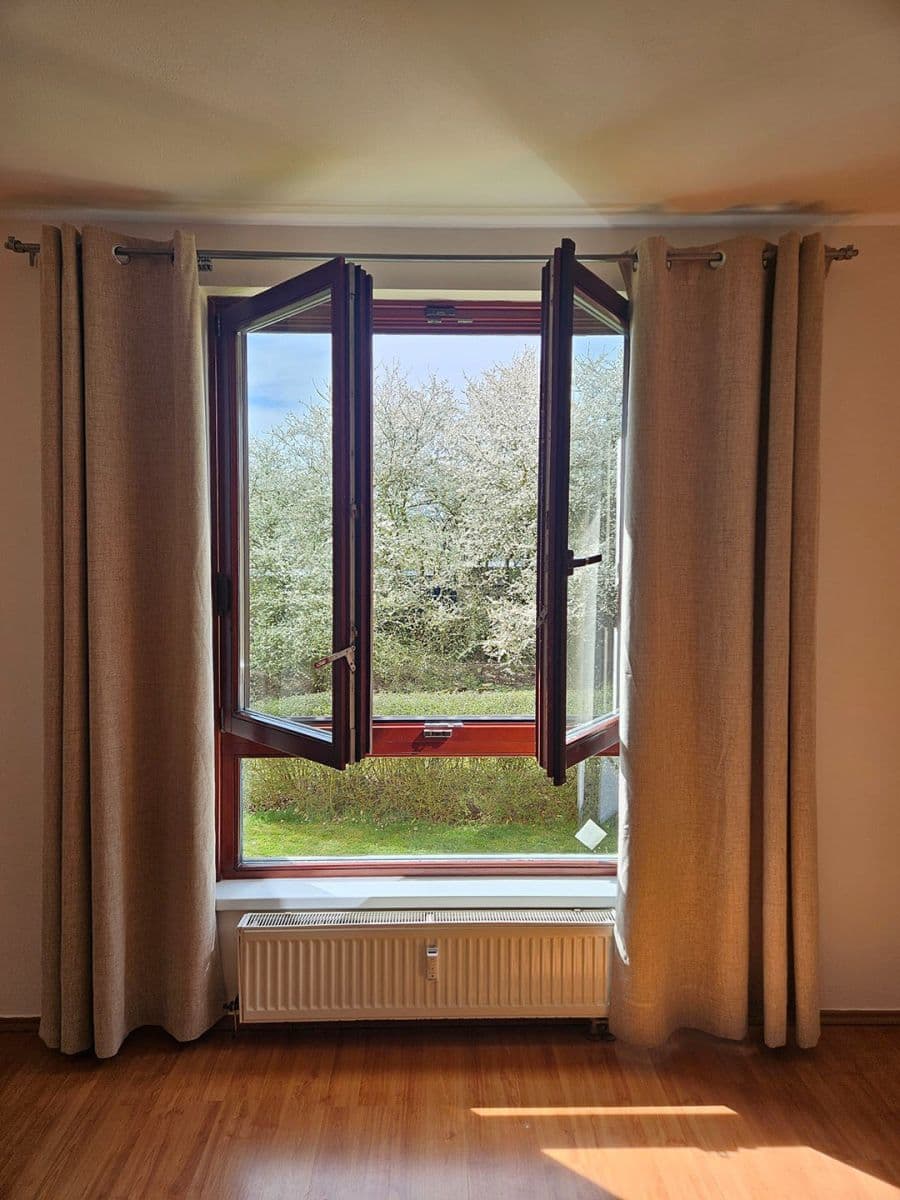 Prenájom bytu 1-izbový 31 m², Jaroslava Foglara, Praha, Praha Prenájom bytu 1-izbový 31 m², Jaroslava Foglara, Praha, Praha