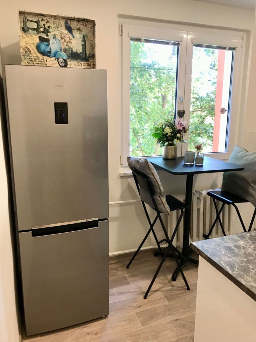 Prenájom bytu 2-izbový 56 m², Bubeníčkova, Praha, Praha Prenájom bytu 2-izbový 56 m², Bubeníčkova, Praha, Praha