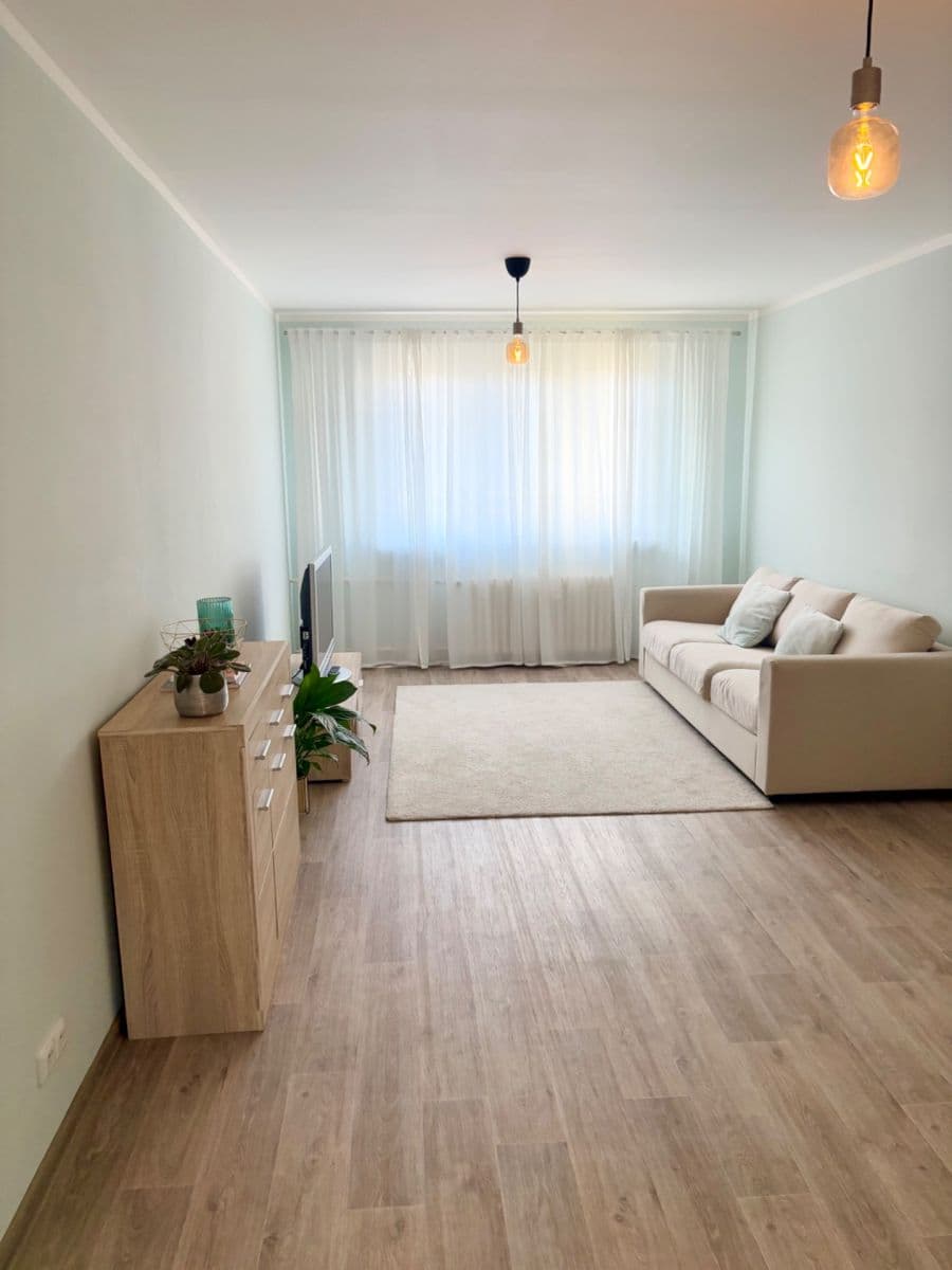 Prenájom bytu 2-izbový 56 m², Bubeníčkova, Praha, Praha Prenájom bytu 2-izbový 56 m², Bubeníčkova, Praha, Praha