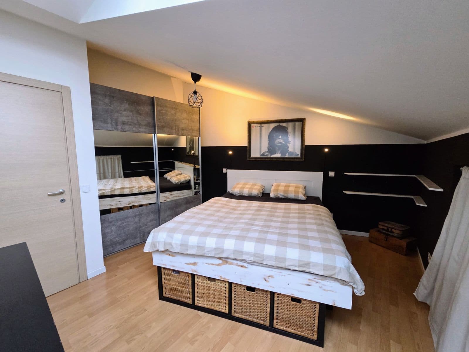 Prenájom bytu 3-izbový 84 m², Mečislavova, Praha, Praha Prenájom bytu 3-izbový 84 m², Mečislavova, Praha, Praha