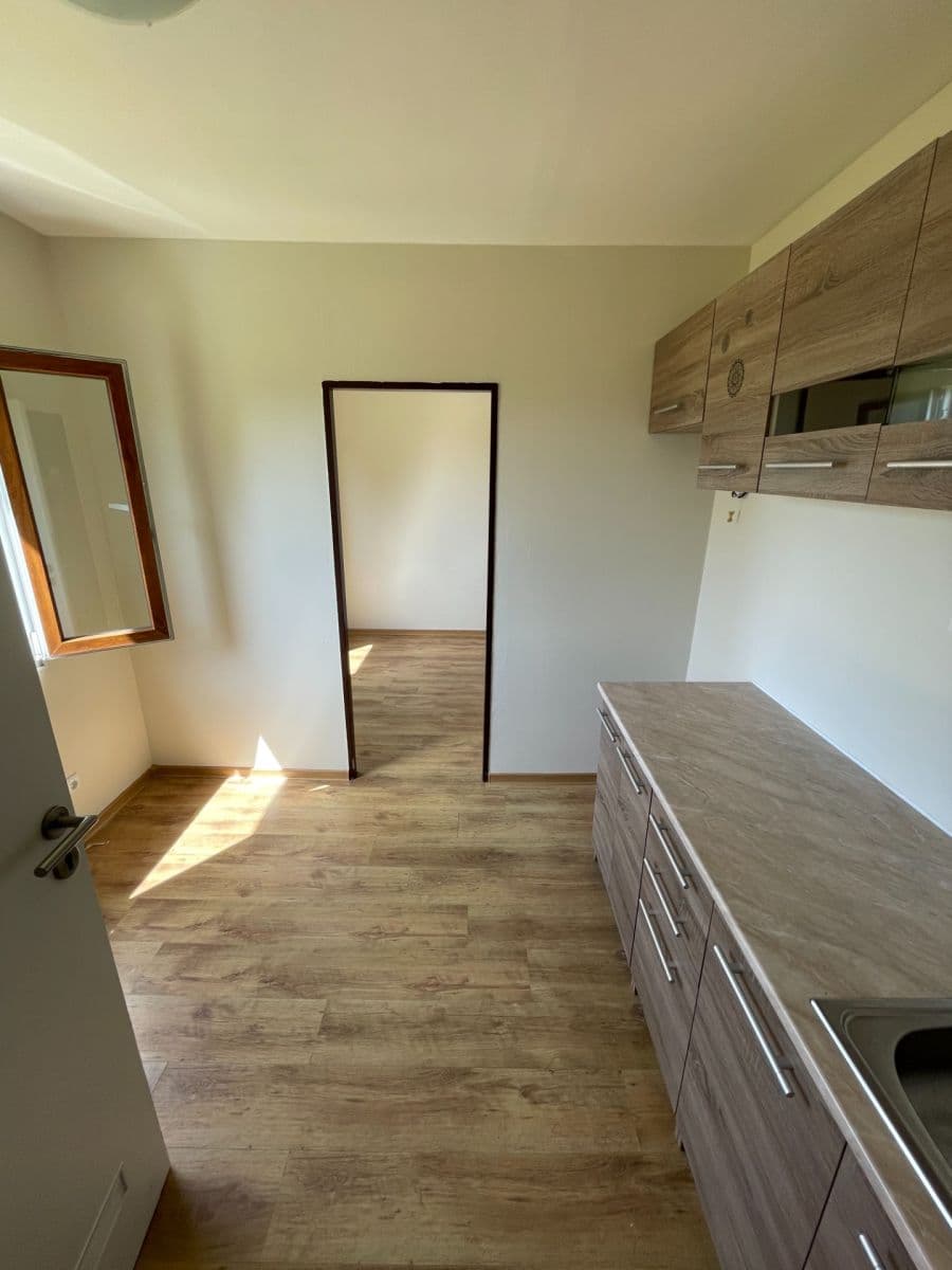 Predaj rekreačného objektu 23 m², pozemek 23 m², Česká Třebová, Pardubický kraj Predaj rekreačného objektu 23 m², pozemek 23 m², Česká Třebová, Pardubický kraj