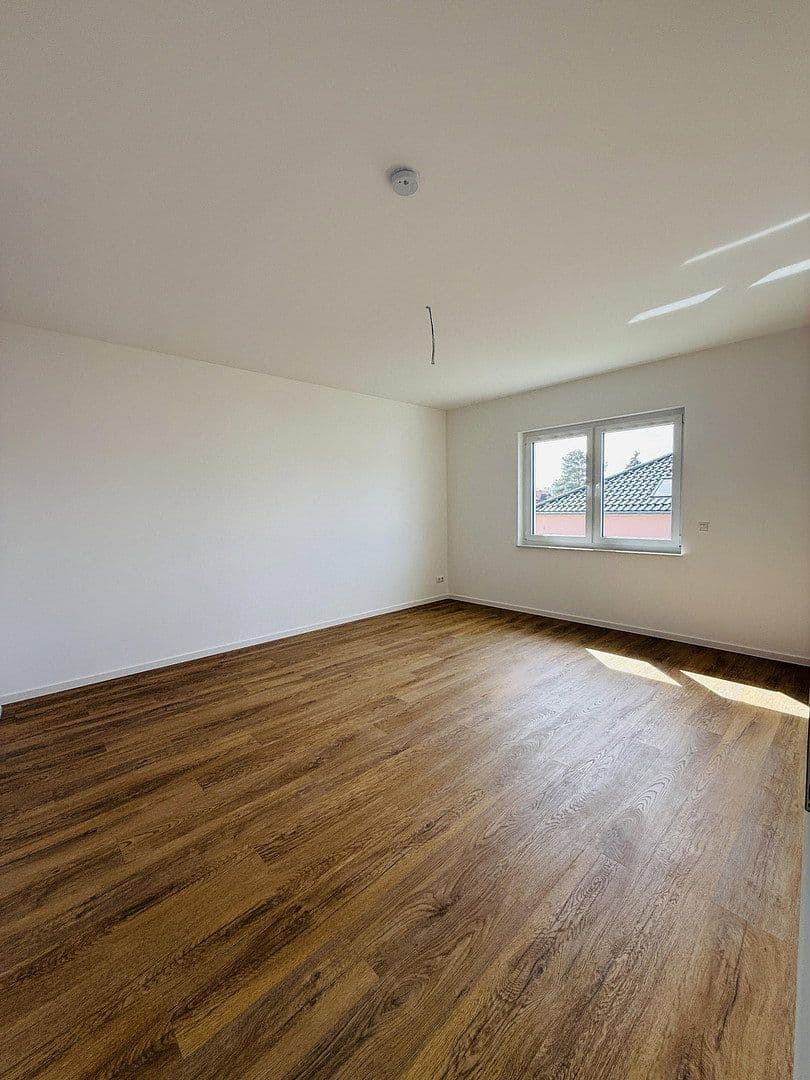 Prenájom domu 154 m², pozemek 430 m², Berlin, Berlín Prenájom domu 154 m², pozemek 430 m², Berlin, Berlín