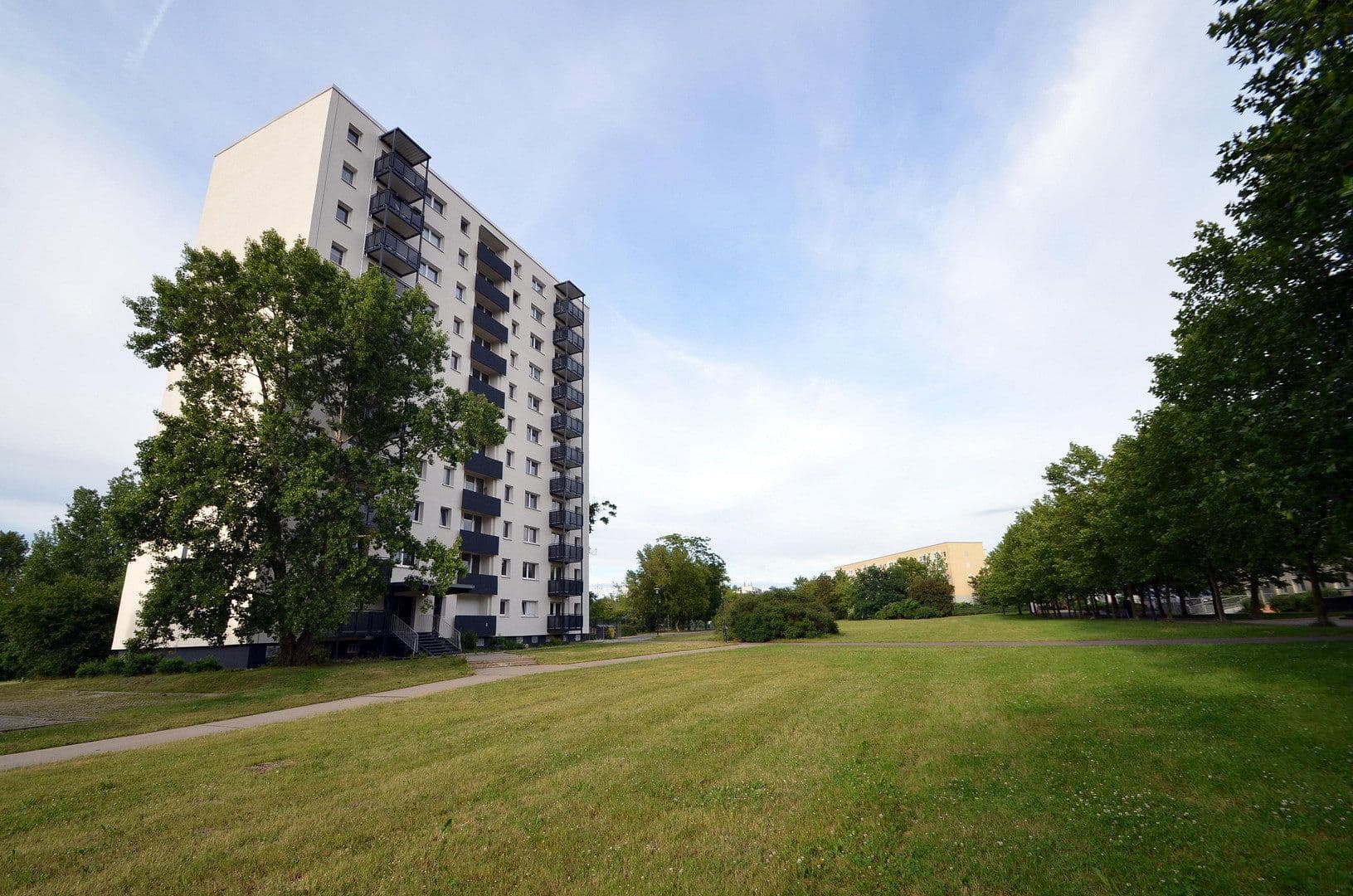 Prenájom bytu 2-izbový 48 m², Rigaer Strasse 1, Halle (Saale), Sasko-Anhaltsko Prenájom bytu 2-izbový 48 m², Rigaer Strasse 1, Halle (Saale), Sasko-Anhaltsko