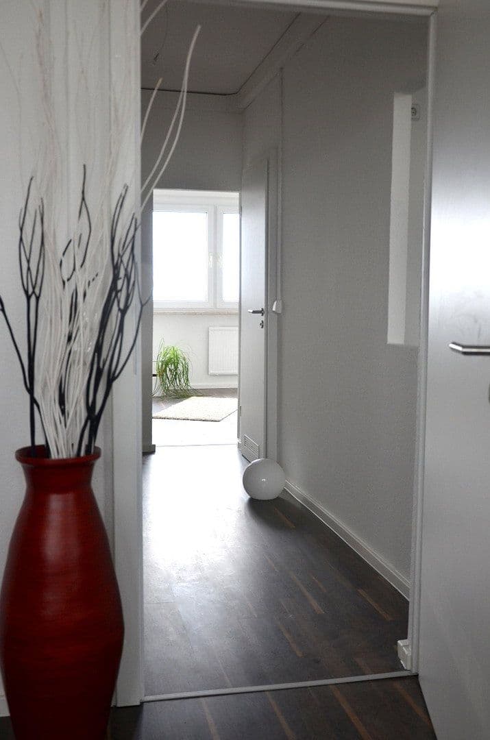 Prenájom bytu 2-izbový 48 m², Rigaer Strasse 1, Halle (Saale), Sasko-Anhaltsko Prenájom bytu 2-izbový 48 m², Rigaer Strasse 1, Halle (Saale), Sasko-Anhaltsko