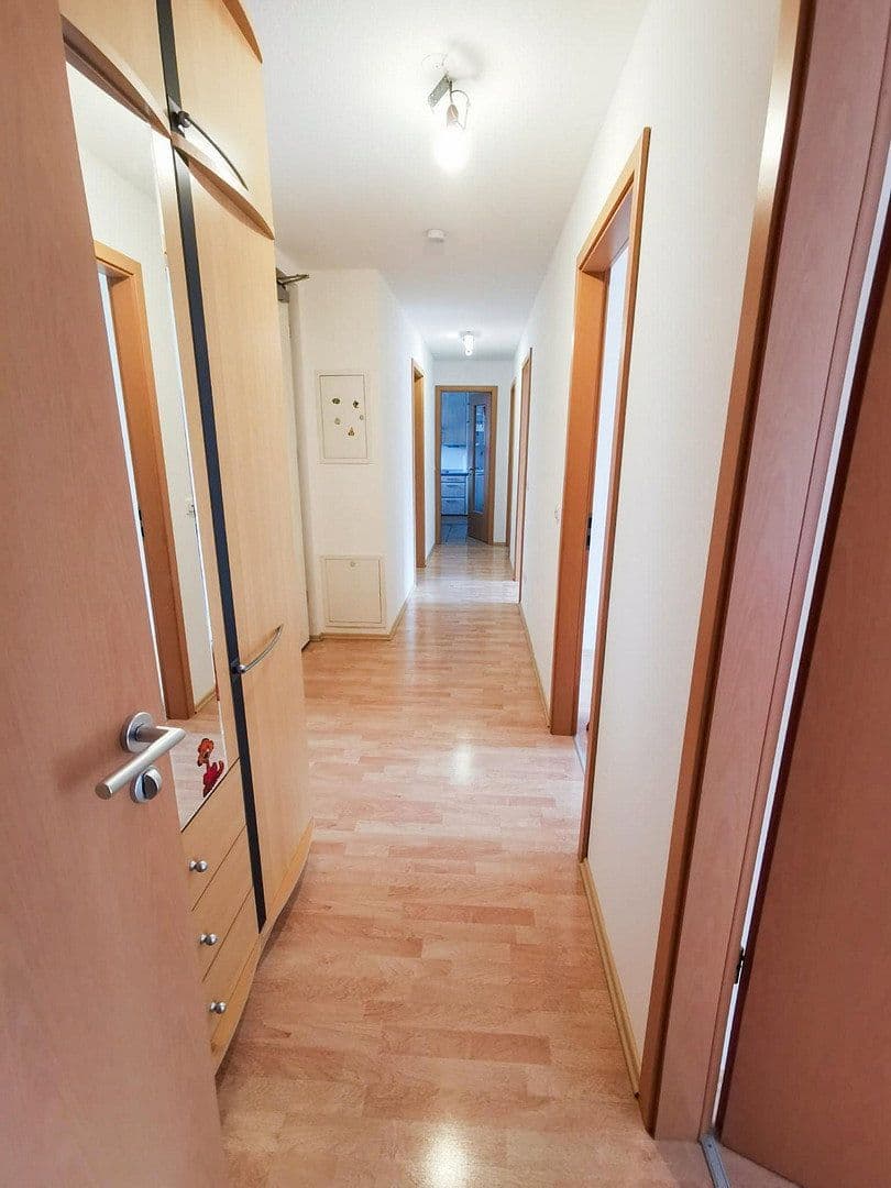 Predaj bytu 4-izbový 92 m², München, Bavorsko Predaj bytu 4-izbový 92 m², München, Bavorsko