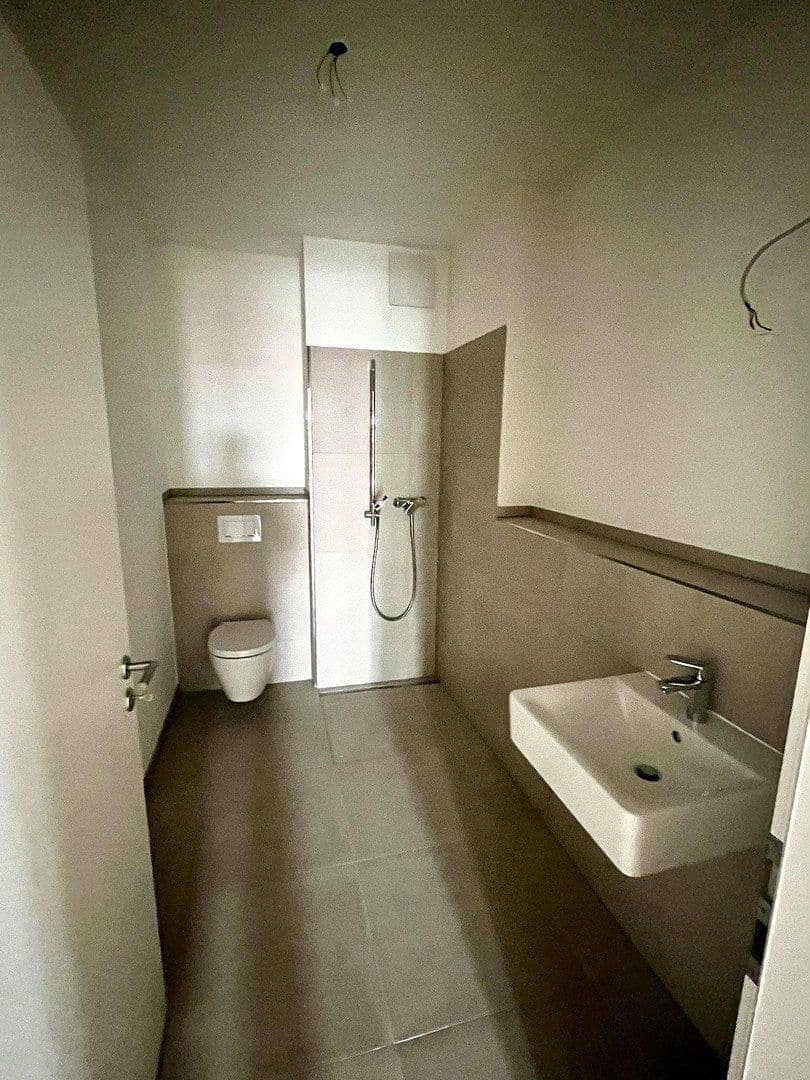 Prenájom bytu 4-izbový 116 m², Alte Str. 16, Frechen, Severné Porýnie - Westfálsko Prenájom bytu 4-izbový 116 m², Alte Str. 16, Frechen, Severné Porýnie - Westfálsko