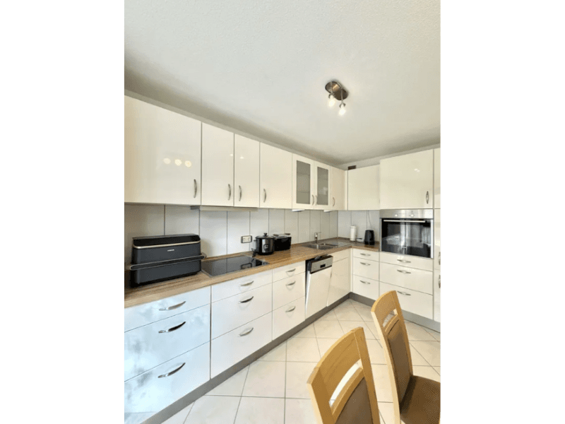 Prenájom bytu 2-izbový 66 m², Calmbacher Straße 2, Böblingen, Bádensko-Wurttembersko Prenájom bytu 2-izbový 66 m², Calmbacher Straße 2, Böblingen, Bádensko-Wurttembersko