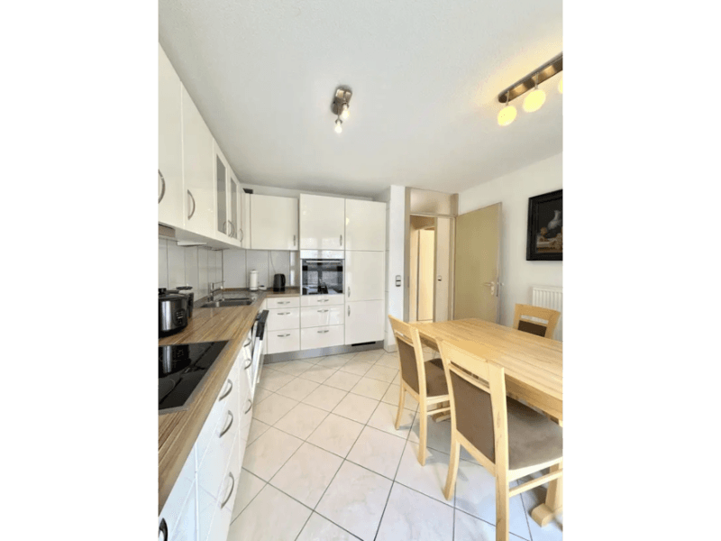 Prenájom bytu 2-izbový 66 m², Calmbacher Straße 2, Böblingen, Bádensko-Wurttembersko Prenájom bytu 2-izbový 66 m², Calmbacher Straße 2, Böblingen, Bádensko-Wurttembersko