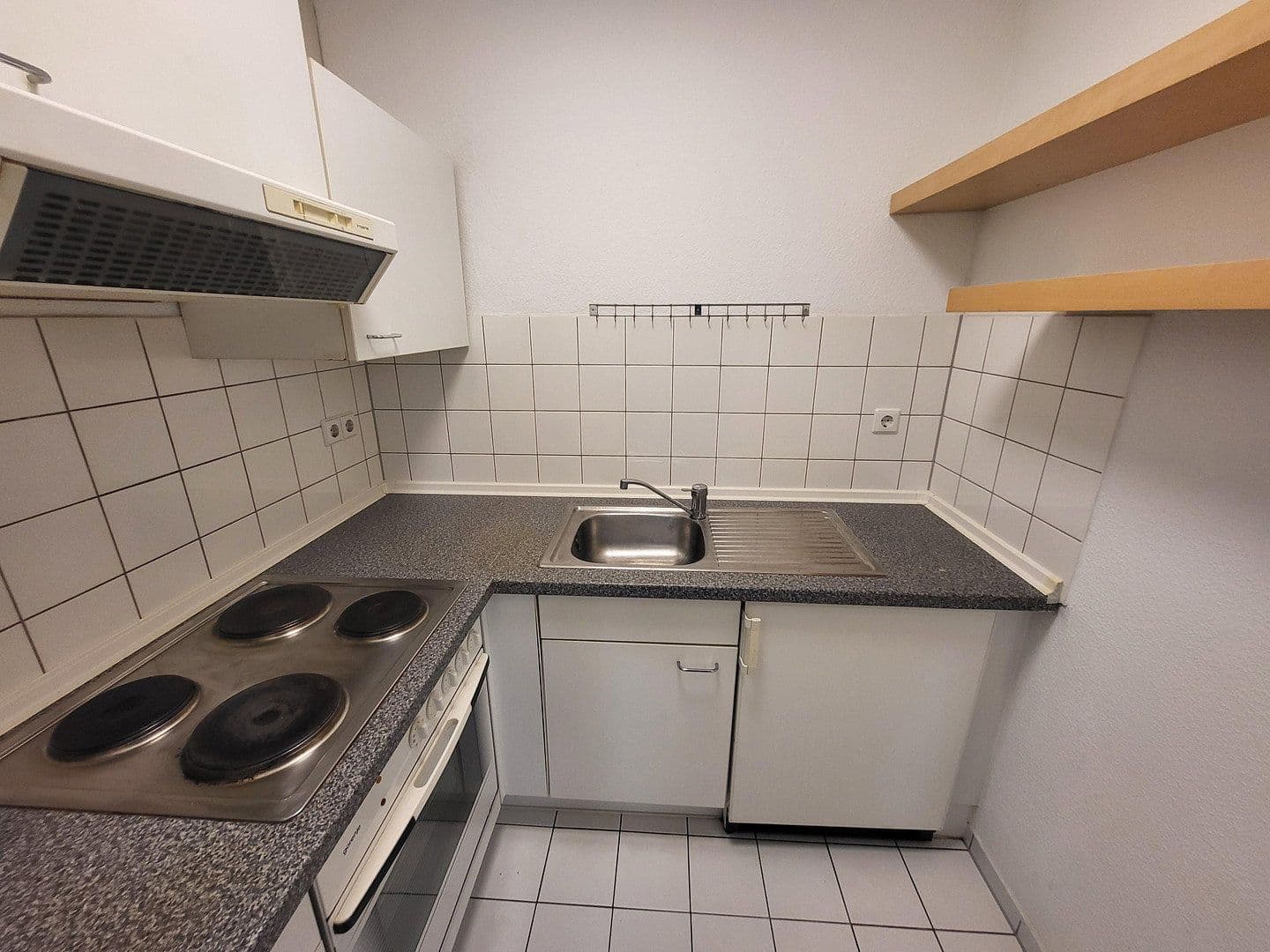 Prenájom bytu 2-izbový 42 m², Wiener Straße 132, Dresden, Sasko Prenájom bytu 2-izbový 42 m², Wiener Straße 132, Dresden, Sasko