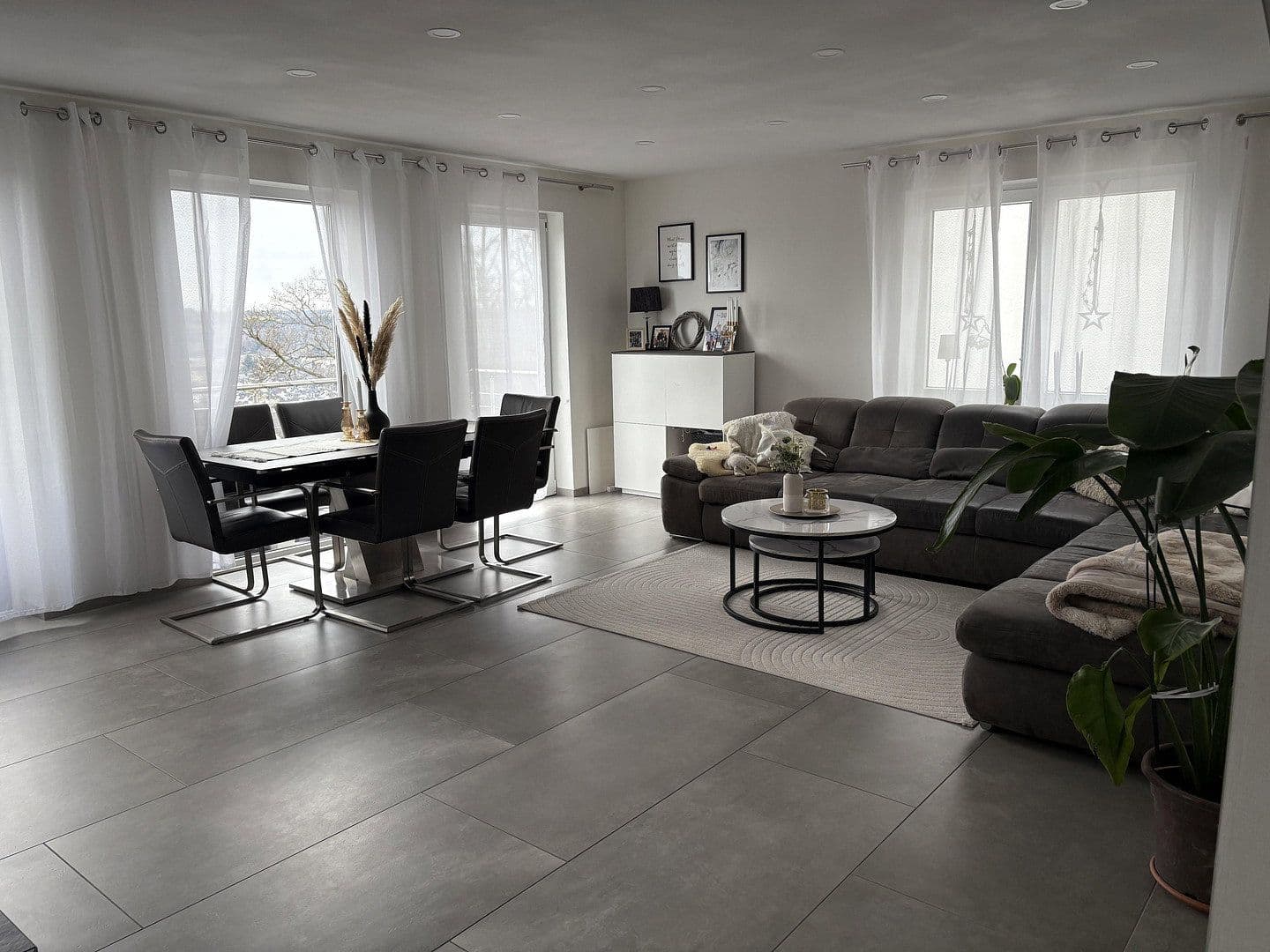 Predaj domu 240 m², pozemek 600 m², Bergneustadt, Severné Porýnie - Westfálsko Predaj domu 240 m², pozemek 600 m², Bergneustadt, Severné Porýnie - Westfálsko