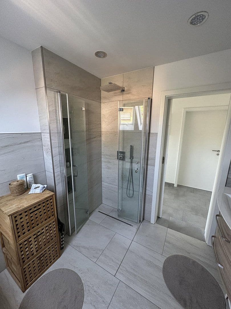 Predaj domu 240 m², pozemek 600 m², Bergneustadt, Severné Porýnie - Westfálsko Predaj domu 240 m², pozemek 600 m², Bergneustadt, Severné Porýnie - Westfálsko