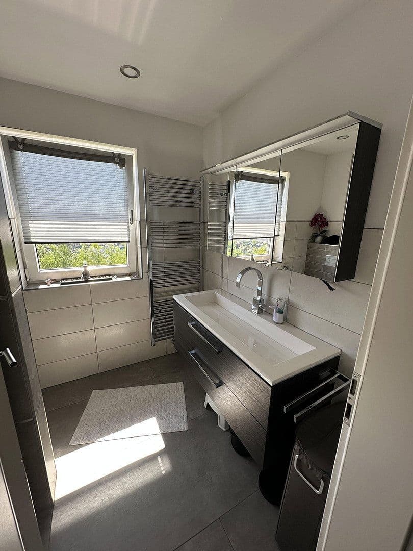 Predaj domu 240 m², pozemek 600 m², Bergneustadt, Severné Porýnie - Westfálsko Predaj domu 240 m², pozemek 600 m², Bergneustadt, Severné Porýnie - Westfálsko