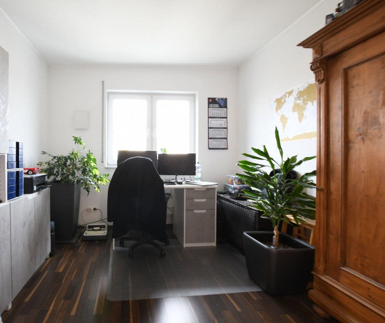 Prenájom bytu 4-izbový 140 m², Pfaffenhofener Straße 10, Heilbronn-Böckingen, Bádensko-Wurttembersko Prenájom bytu 4-izbový 140 m², Pfaffenhofener Straße 10, Heilbronn-Böckingen, Bádensko-Wurttembersko