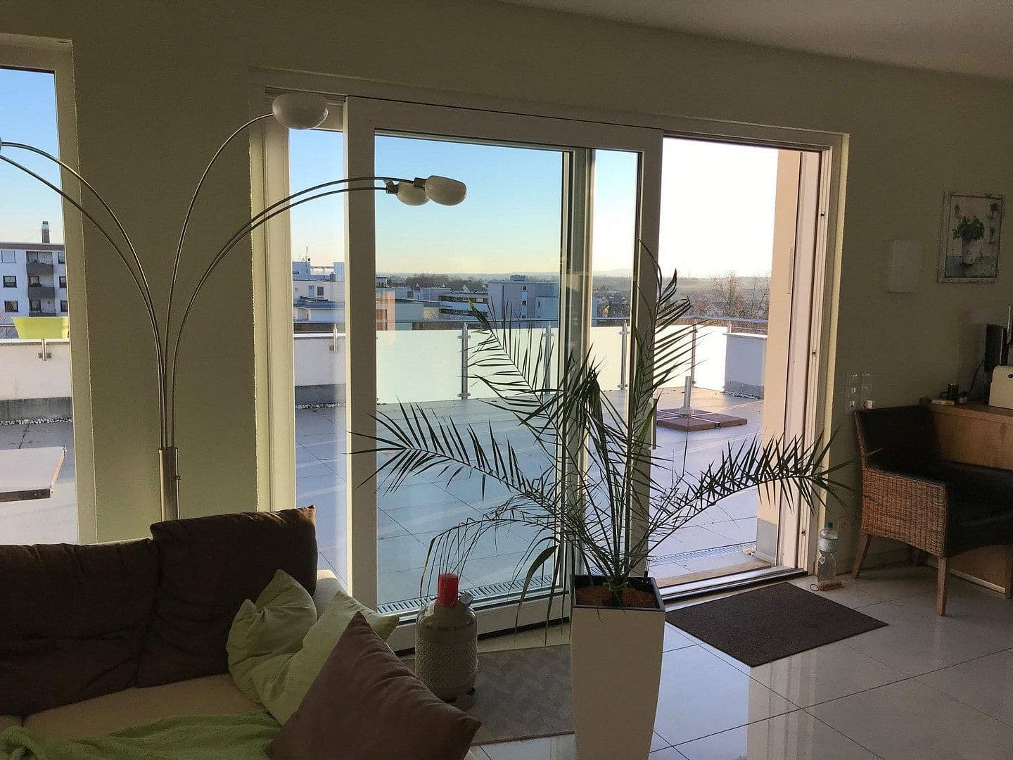 Prenájom bytu 4-izbový 140 m², Pfaffenhofener Straße 10, Heilbronn-Böckingen, Bádensko-Wurttembersko Prenájom bytu 4-izbový 140 m², Pfaffenhofener Straße 10, Heilbronn-Böckingen, Bádensko-Wurttembersko