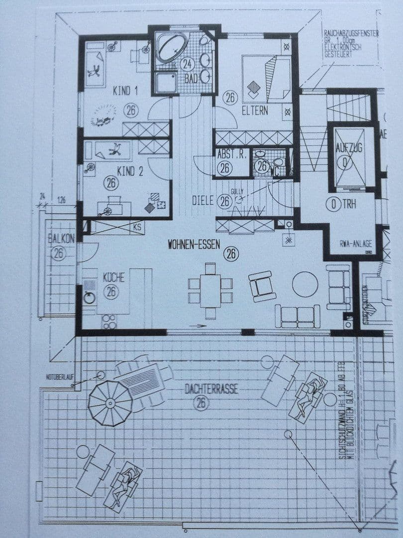 Prenájom bytu 4-izbový 140 m², Pfaffenhofener Straße 10, Heilbronn-Böckingen, Bádensko-Wurttembersko Prenájom bytu 4-izbový 140 m², Pfaffenhofener Straße 10, Heilbronn-Böckingen, Bádensko-Wurttembersko