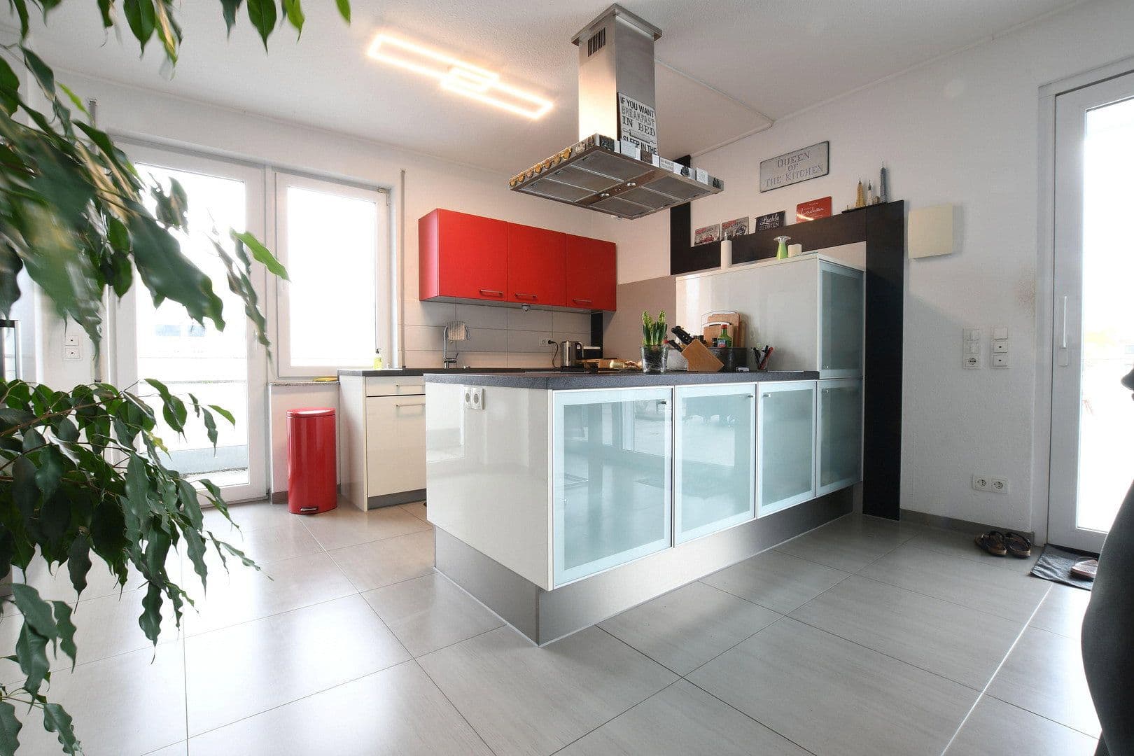 Prenájom bytu 4-izbový 140 m², Pfaffenhofener Straße 10, Heilbronn-Böckingen, Bádensko-Wurttembersko Prenájom bytu 4-izbový 140 m², Pfaffenhofener Straße 10, Heilbronn-Böckingen, Bádensko-Wurttembersko