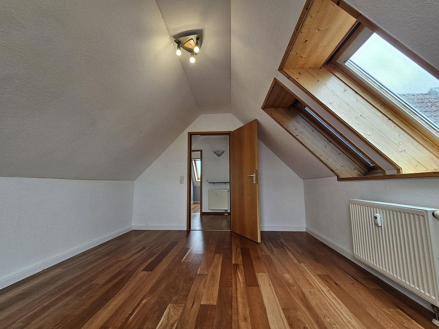 Predaj bytu 3-izbový 70 m², Fellbach, Bádensko-Wurttembersko Predaj bytu 3-izbový 70 m², Fellbach, Bádensko-Wurttembersko