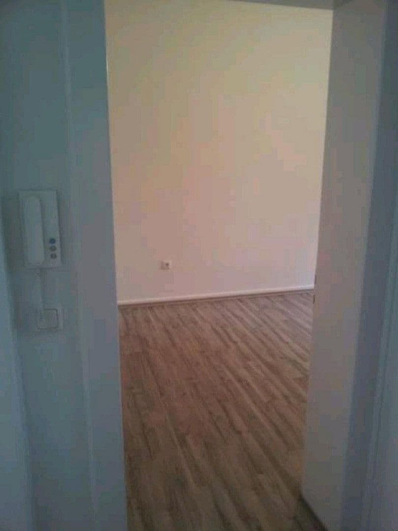 Prenájom bytu 3-izbový 60 m², Hanau, Hesensko Prenájom bytu 3-izbový 60 m², Hanau, Hesensko