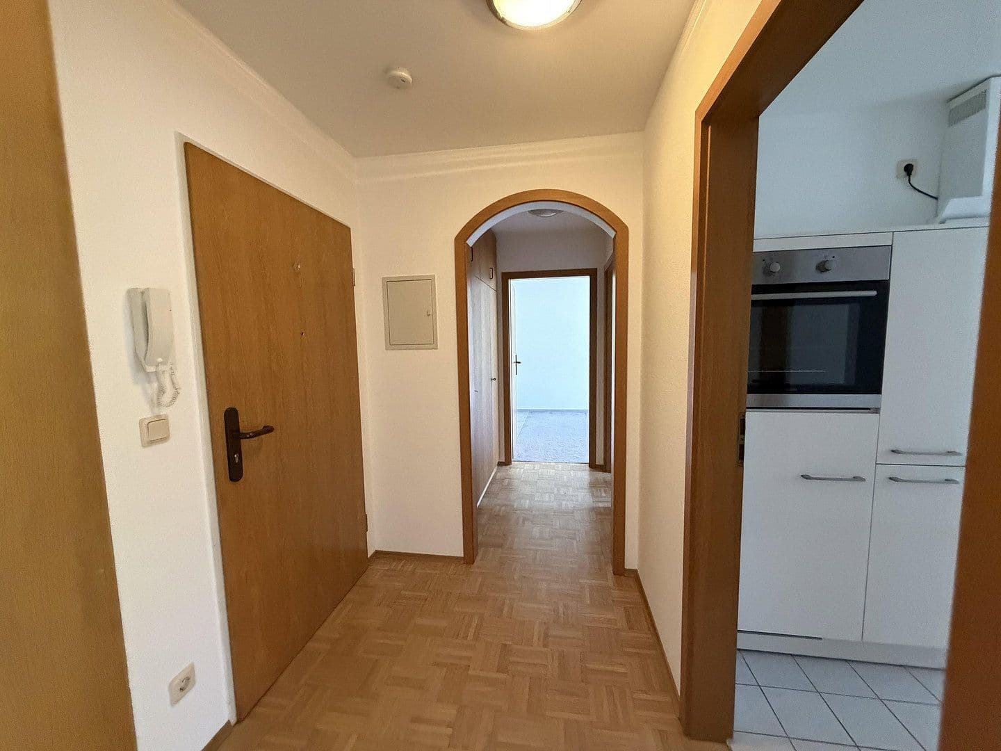 Prenájom bytu 2-izbový 57 m², Neuenbürg, Bádensko-Wurttembersko Prenájom bytu 2-izbový 57 m², Neuenbürg, Bádensko-Wurttembersko