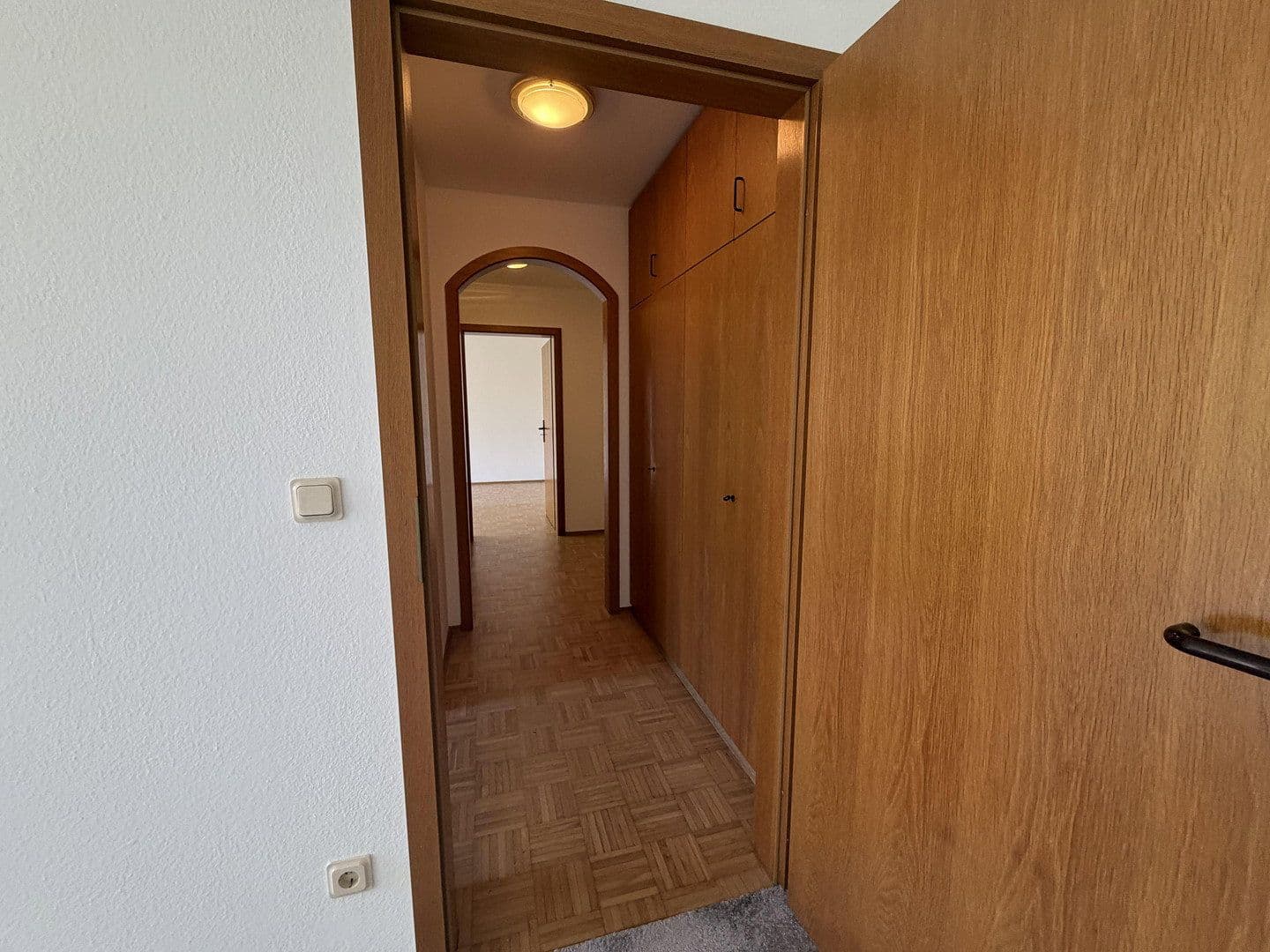 Prenájom bytu 2-izbový 57 m², Neuenbürg, Bádensko-Wurttembersko Prenájom bytu 2-izbový 57 m², Neuenbürg, Bádensko-Wurttembersko