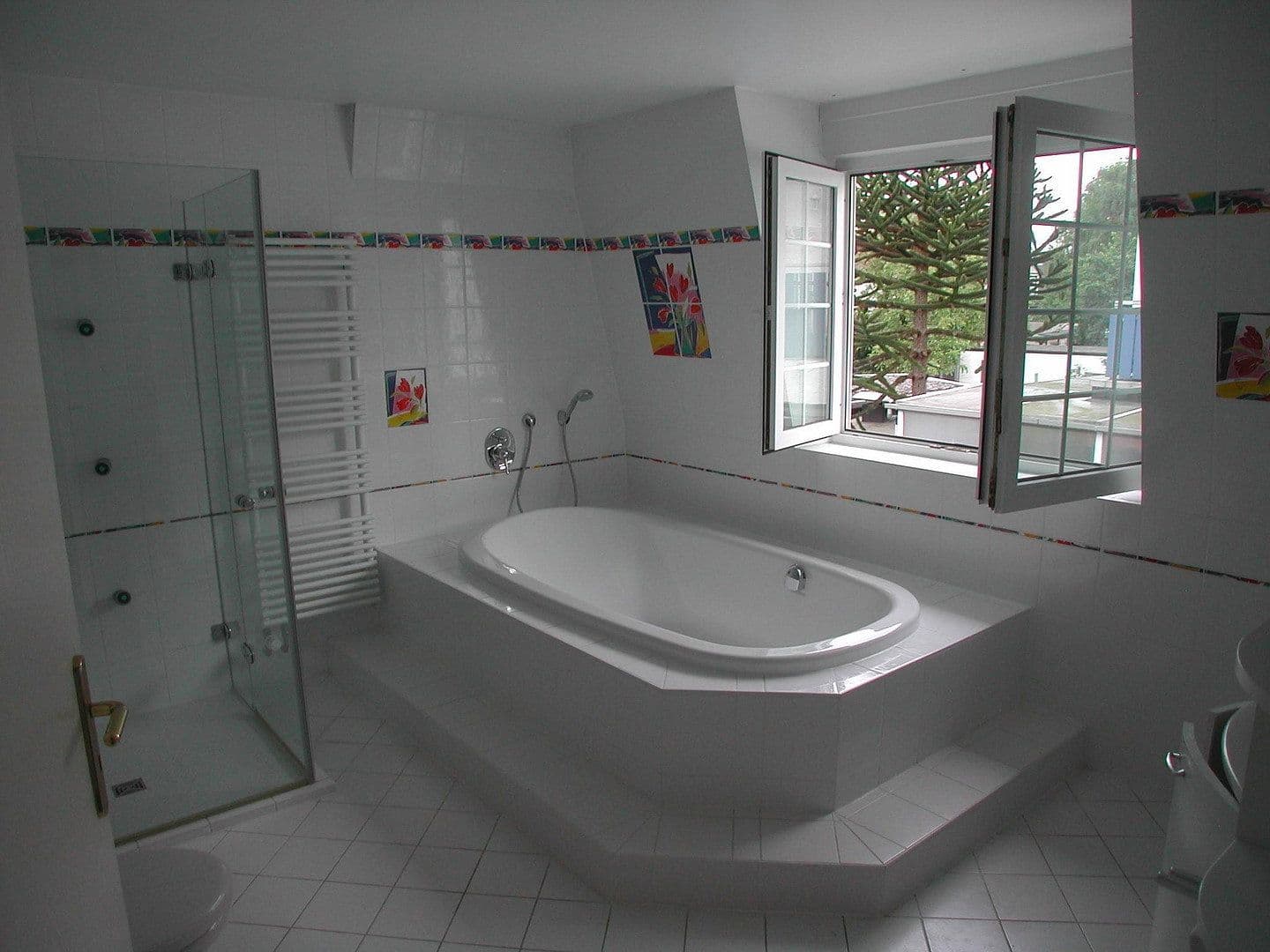 Predaj domu 310 m², pozemek 743 m², Rodenbach, Hesensko Predaj domu 310 m², pozemek 743 m², Rodenbach, Hesensko