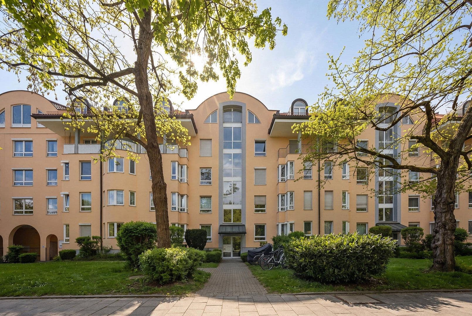 Predaj bytu 4-izbový 81 m², München, Bavorsko Predaj bytu 4-izbový 81 m², München, Bavorsko