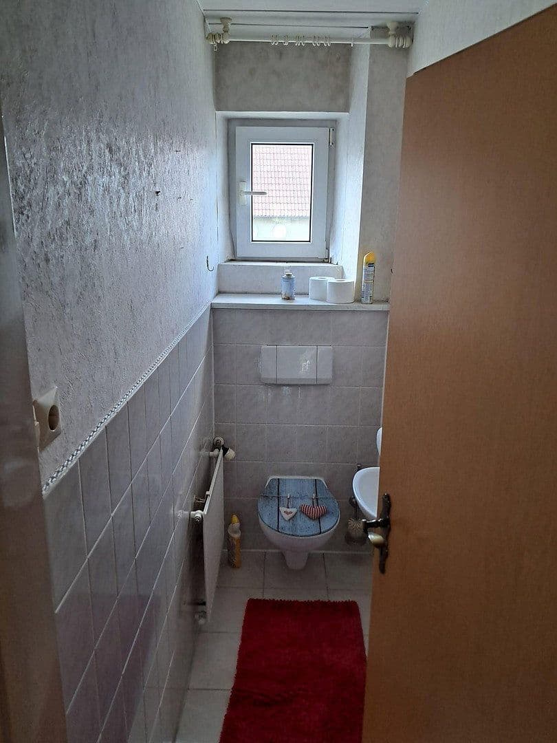 Predaj domu 120 m², pozemek 560 m², Leipheimer Straße 89, Neu-Ulm, Bavorsko Predaj domu 120 m², pozemek 560 m², Leipheimer Straße 89, Neu-Ulm, Bavorsko