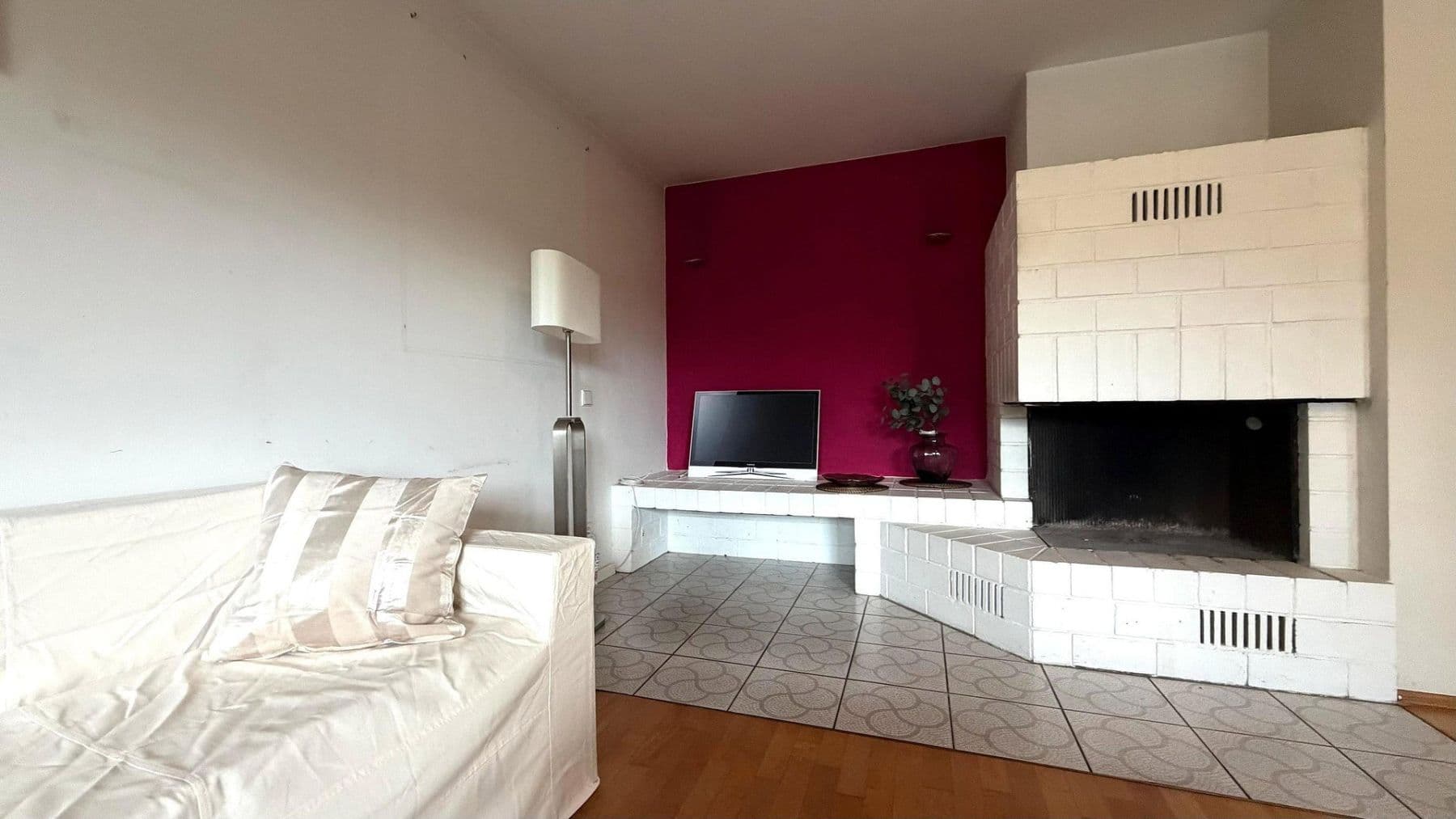 Predaj domu 135 m², pozemek 311 m², Ludwigstr. 84b, Jockgrim, Porýnie-Falcko Predaj domu 135 m², pozemek 311 m², Ludwigstr. 84b, Jockgrim, Porýnie-Falcko
