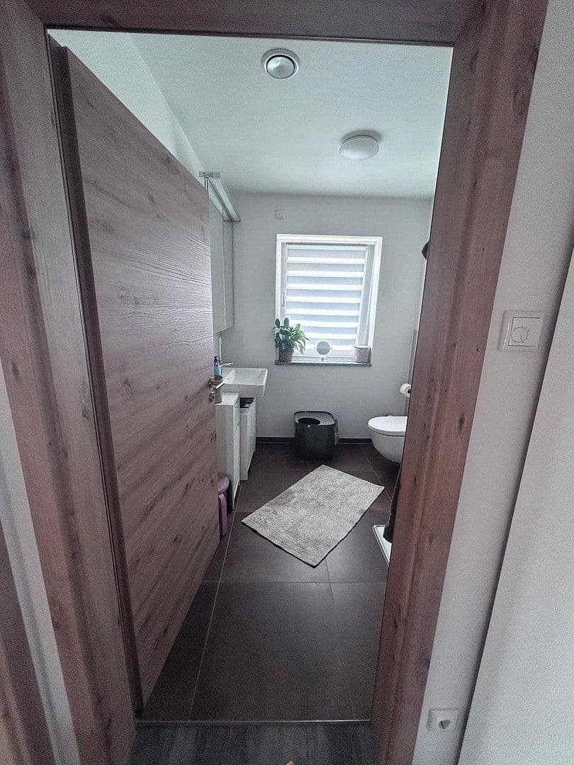 Prenájom bytu 3-izbový 78 m², Schloßstraße 11, Aham, Bavorsko Prenájom bytu 3-izbový 78 m², Schloßstraße 11, Aham, Bavorsko