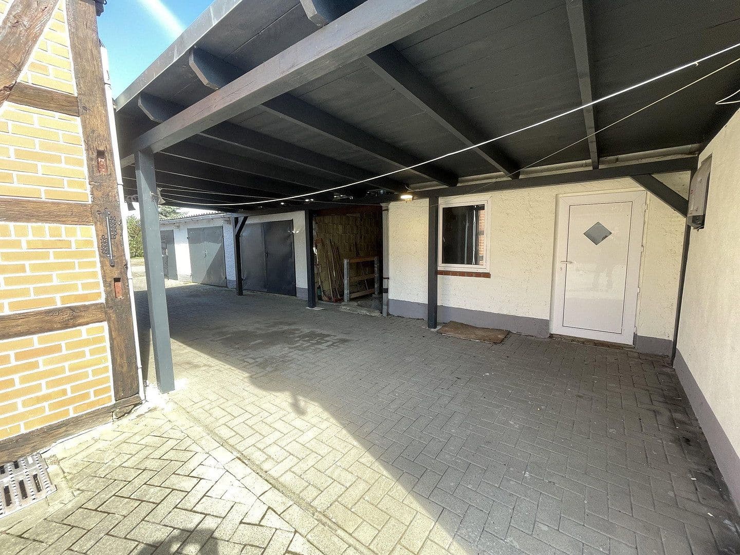 Predaj domu 100 m², pozemek 2.700 m², Holzhausener-Dorfstraße 30, Bismark (Altmark), Sasko-Anhaltsko Predaj domu 100 m², pozemek 2.700 m², Holzhausener-Dorfstraße 30, Bismark (Altmark), Sasko-Anhaltsko