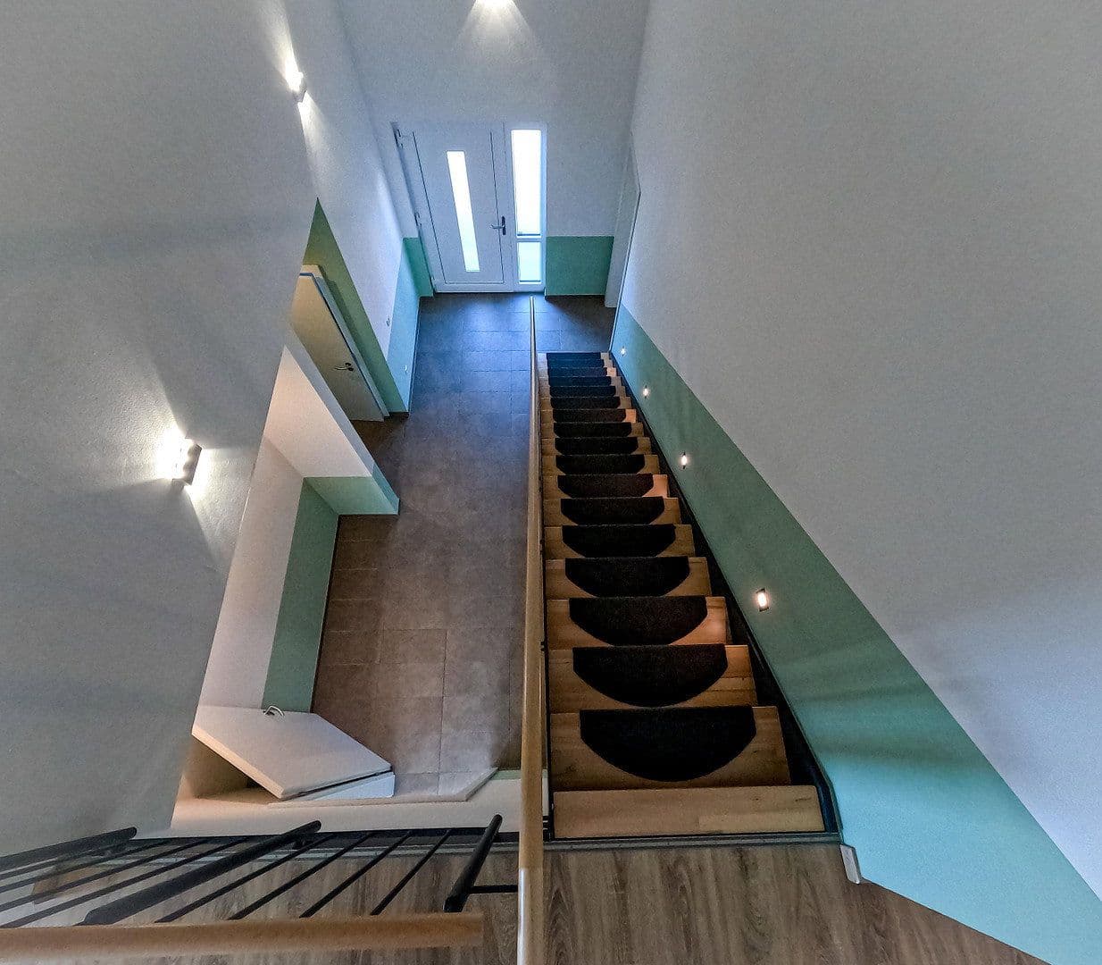 Predaj domu 268 m², pozemek 785 m², Hilpoltstein, Bavorsko Predaj domu 268 m², pozemek 785 m², Hilpoltstein, Bavorsko