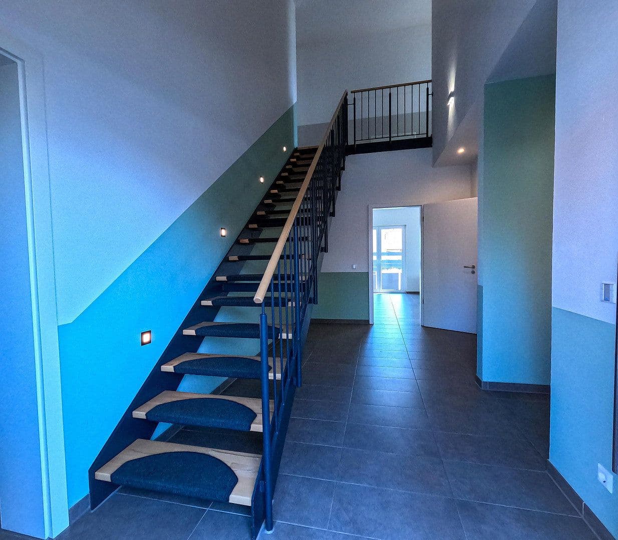 Predaj domu 268 m², pozemek 785 m², Hilpoltstein, Bavorsko Predaj domu 268 m², pozemek 785 m², Hilpoltstein, Bavorsko