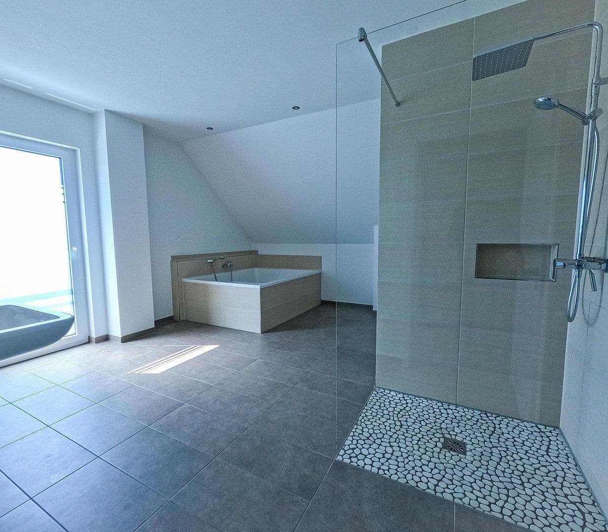 Predaj domu 268 m², pozemek 785 m², Hilpoltstein, Bavorsko Predaj domu 268 m², pozemek 785 m², Hilpoltstein, Bavorsko