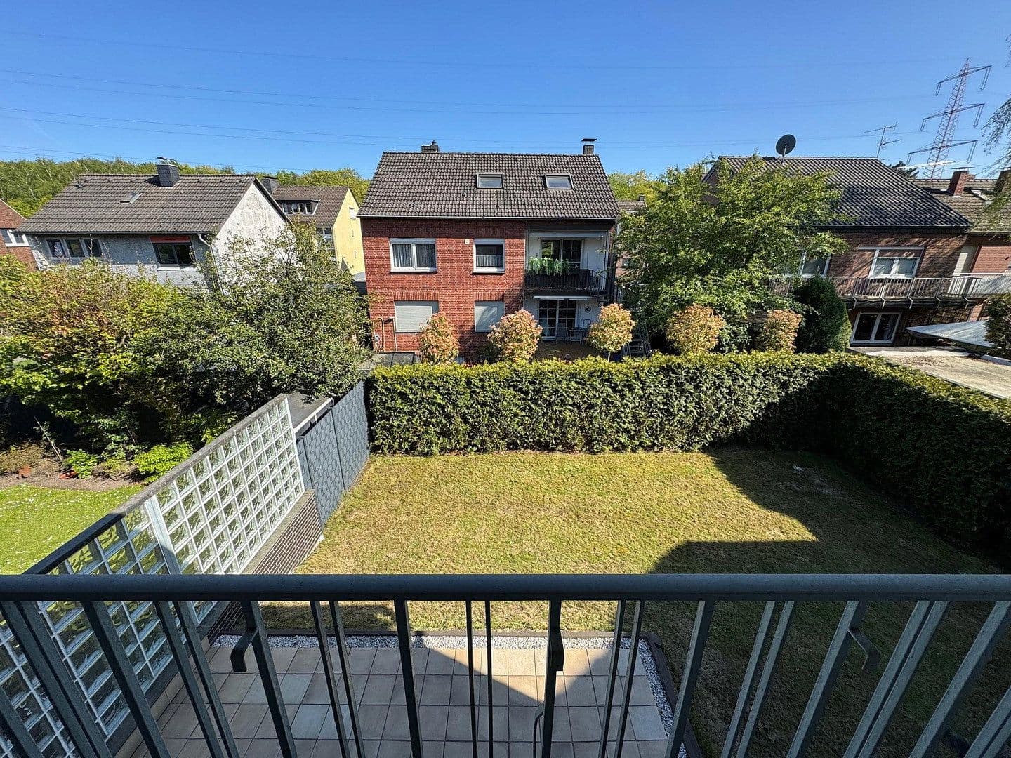 Prenájom domu 120 m², pozemek 306 m², Oberhausen, Severné Porýnie - Westfálsko Prenájom domu 120 m², pozemek 306 m², Oberhausen, Severné Porýnie - Westfálsko