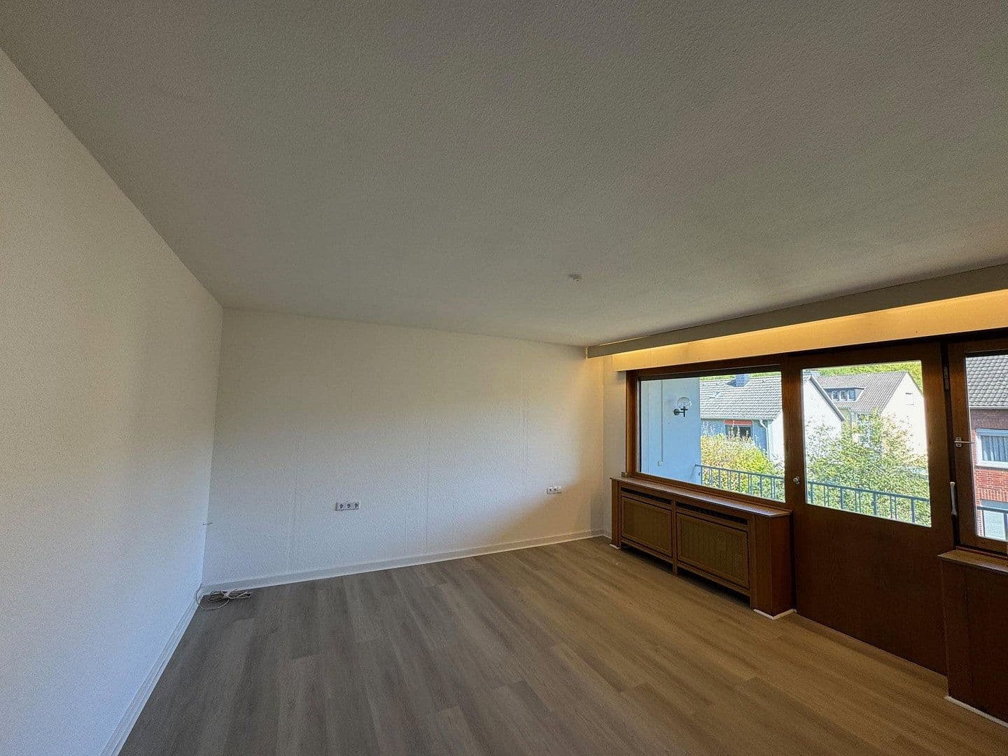 Prenájom domu 120 m², pozemek 306 m², Oberhausen, Severné Porýnie - Westfálsko Prenájom domu 120 m², pozemek 306 m², Oberhausen, Severné Porýnie - Westfálsko