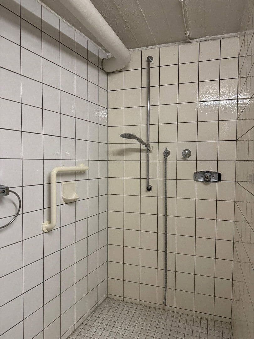 Prenájom domu 120 m², pozemek 306 m², Oberhausen, Severné Porýnie - Westfálsko Prenájom domu 120 m², pozemek 306 m², Oberhausen, Severné Porýnie - Westfálsko