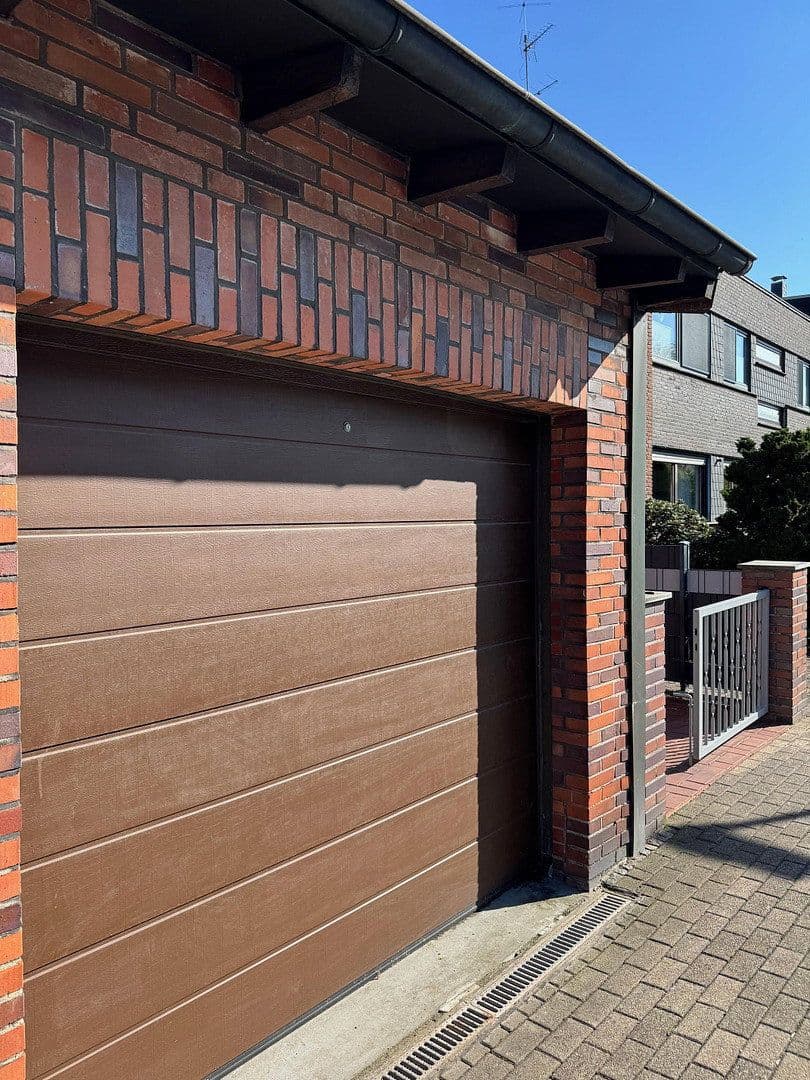 Prenájom domu 120 m², pozemek 306 m², Oberhausen, Severné Porýnie - Westfálsko Prenájom domu 120 m², pozemek 306 m², Oberhausen, Severné Porýnie - Westfálsko