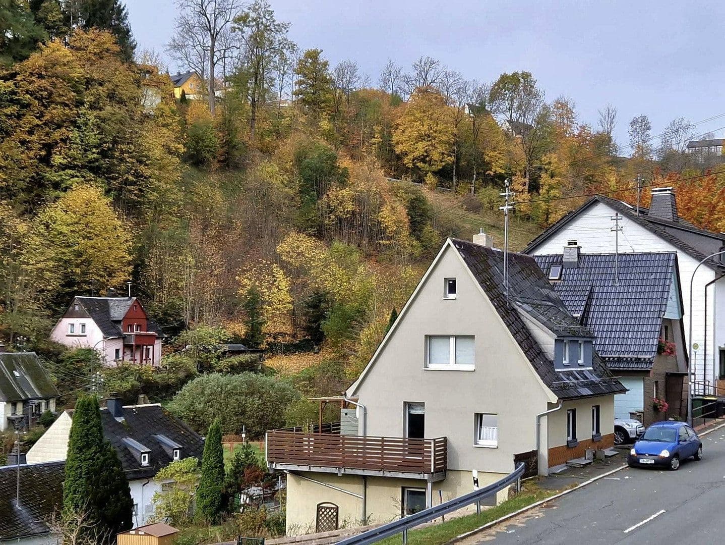 Predaj domu 130 m², pozemek 370 m², Zum Rodachtal 28, Schwarzenbach am Wald, Bavorsko Predaj domu 130 m², pozemek 370 m², Zum Rodachtal 28, Schwarzenbach am Wald, Bavorsko