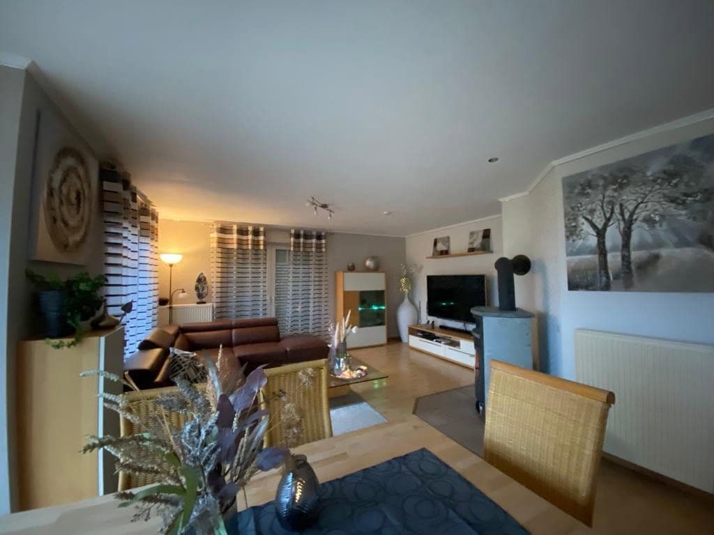 Predaj domu 150 m², pozemek 568 m², Gronau, Dolné Sasko Predaj domu 150 m², pozemek 568 m², Gronau, Dolné Sasko